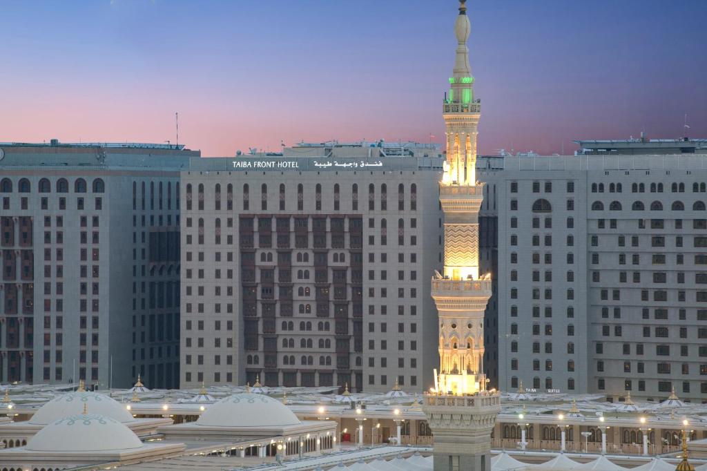 madinah taiba front hotel